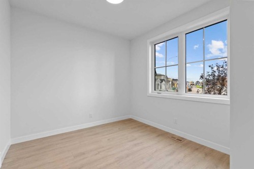 175 Belvedere Crescent Se, Calgary, AB - Indoor Photo Showing Other Room