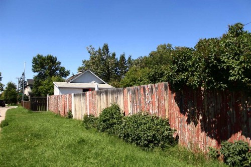 2740 16A Street Se, Calgary, AB - Outdoor