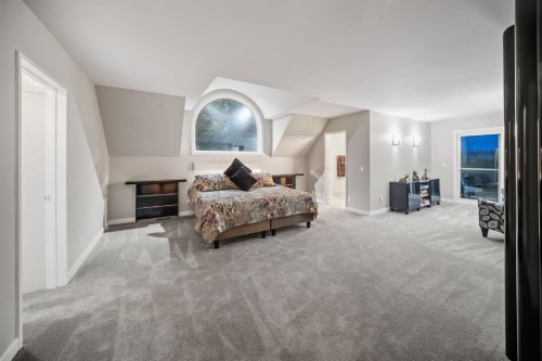 42 Woodhaven Crescent Sw, Calgary, AB - Indoor