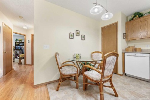 217 Arbour Cliff Close Nw, Calgary, AB - Indoor Photo Showing Other Room