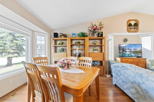 217 Arbour Cliff Close Nw, Calgary, AB - Indoor Photo Showing Dining Room