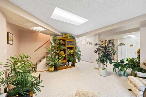 217 Arbour Cliff Close Nw, Calgary, AB - Indoor