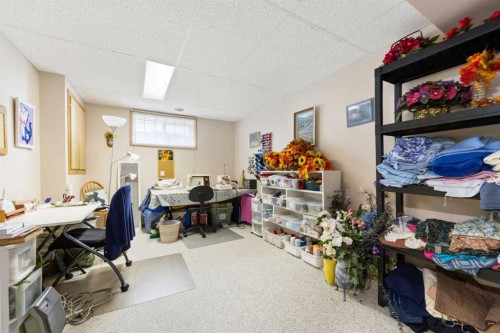 217 Arbour Cliff Close Nw, Calgary, AB - Indoor Photo Showing Other Room