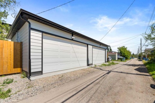 7929 47 Avenue Nw, Calgary, AB - Outdoor With Exterior