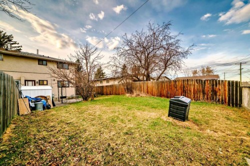 6223 Penedo Way Se, Calgary, AB - Outdoor