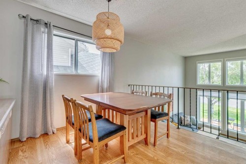 24 Millcrest Road Sw, Calgary, AB - Indoor Photo Showing Dining Room