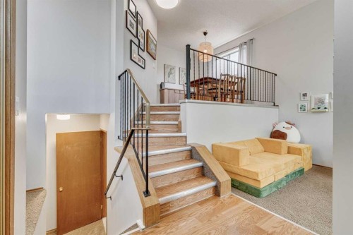 24 Millcrest Road Sw, Calgary, AB - Indoor Photo Showing Other Room