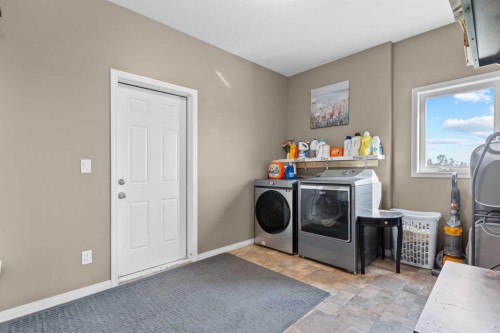 27138 Highway 27 Highway, Rural Mountain View County, AB - Indoor Photo Showing Laundry Room