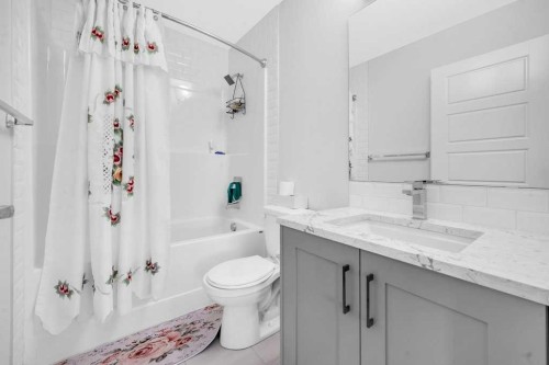 1211-19489 Main Street Se, Calgary, AB - Indoor Photo Showing Bathroom