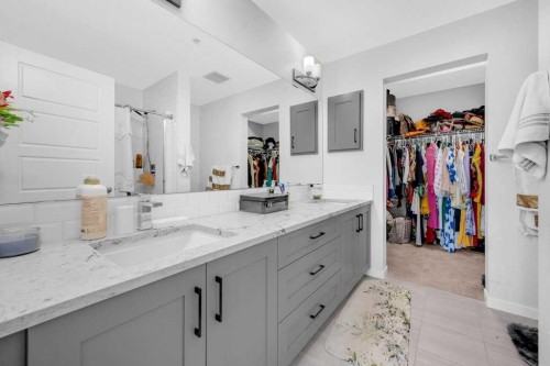 1211-19489 Main Street Se, Calgary, AB - Indoor Photo Showing Bathroom