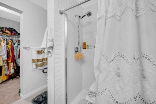 1211-19489 Main Street Se, Calgary, AB - Indoor Photo Showing Bathroom