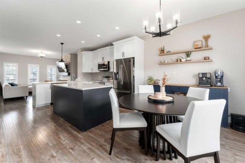 228 Ravenstern Crescent Se, Airdrie, AB - Indoor Photo Showing Dining Room