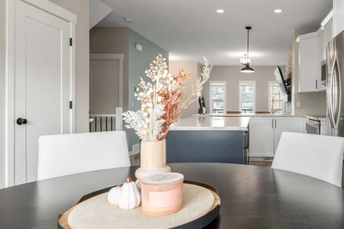 228 Ravenstern Crescent Se, Airdrie, AB - Indoor