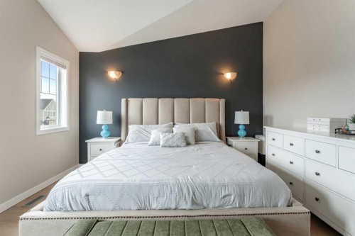 228 Ravenstern Crescent Se, Airdrie, AB - Indoor Photo Showing Bedroom