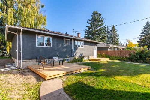 15 Hoover Place Sw, Calgary, AB - Outdoor With Deck Patio Veranda