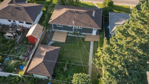 15 Hoover Place Sw, Calgary, AB - Outdoor