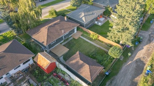 15 Hoover Place Sw, Calgary, AB - Outdoor With View