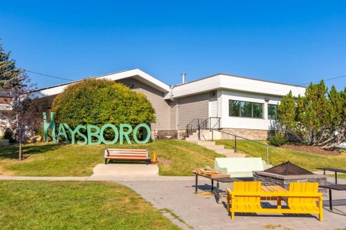 15 Hoover Place Sw, Calgary, AB - Outdoor