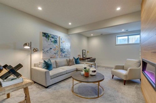 69 Shawnee Green Sw, Calgary, AB - Indoor