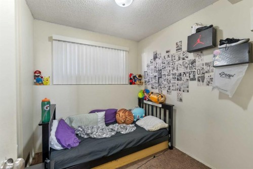 423 10 Avenue Ne, Calgary, AB - Indoor