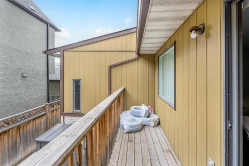 423 10 Avenue Ne, Calgary, AB - Outdoor With Exterior