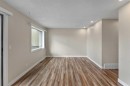 423 10 Avenue Ne, Calgary, AB  - Indoor Photo Showing Other Room 