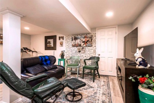 39 34 Avenue Sw, Calgary, AB - Indoor