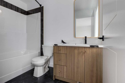 62 Agate Road, Cochrane, AB - Indoor Photo Showing Bathroom