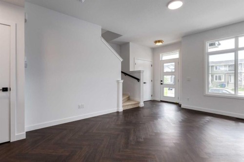 62 Agate Road, Cochrane, AB - Indoor Photo Showing Other Room