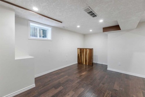 4 Mckernan Place Se, Calgary, AB - Indoor