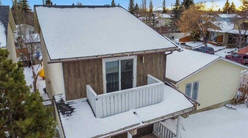 4 Mckernan Place Se, Calgary, AB - Outdoor