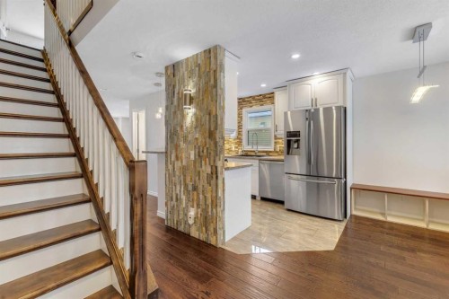 4 Mckernan Place Se, Calgary, AB - Indoor