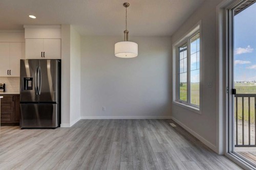 98 Silver Spruce Road Sw, Calgary, AB - Indoor