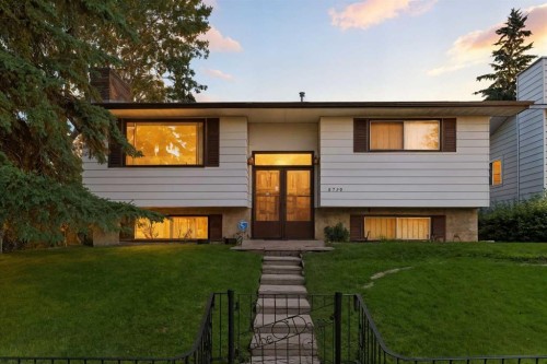 5720 Madigan Drive NE Calgary, AB T2A 4P5