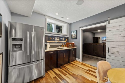 71 Harrison Green, Olds, AB - Indoor Photo Showing Kitchen