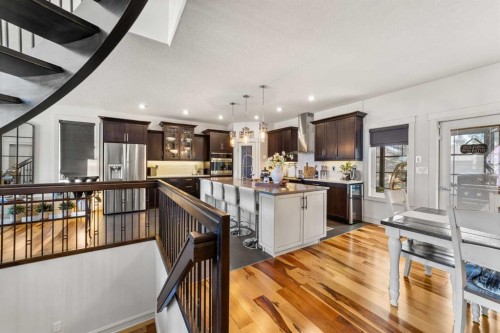 71 Harrison Green, Olds, AB - Indoor Photo Showing Kitchen With Upgraded Kitchen