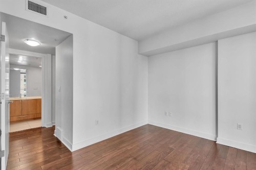 901-1118 12 Avenue Sw, Calgary, AB - Indoor Photo Showing Other Room