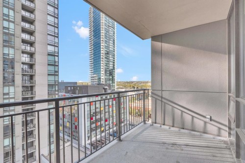901-1118 12 Avenue Sw, Calgary, AB - Outdoor With Balcony With Exterior