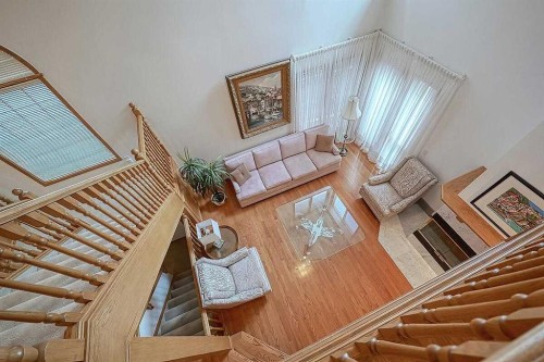 115 Strathaven Circle Sw, Calgary, AB - Indoor Photo Showing Other Room