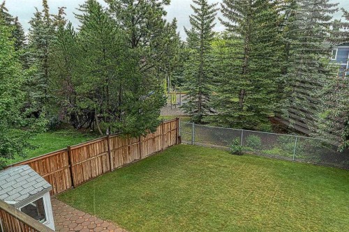 115 Strathaven Circle Sw, Calgary, AB - Outdoor