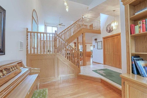 115 Strathaven Circle Sw, Calgary, AB - Indoor Photo Showing Other Room