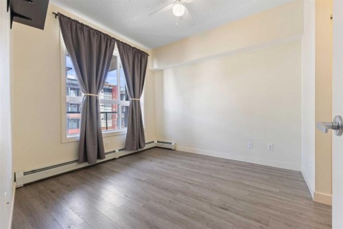 302-2420 34 Avenue Sw, Calgary, AB - Indoor Photo Showing Other Room