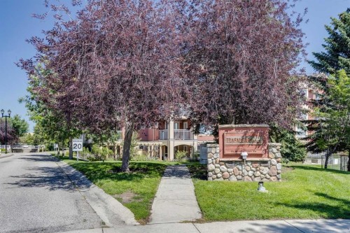 329-22 Richard Place Sw, Calgary, AB - Outdoor