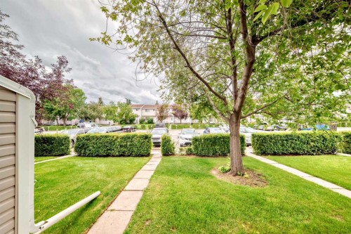 609 40 Street Ne, Calgary, AB - Outdoor