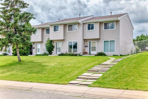 609 40 Street Ne, Calgary, AB - Outdoor