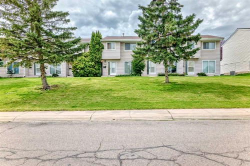 609 40 Street Ne, Calgary, AB - Outdoor