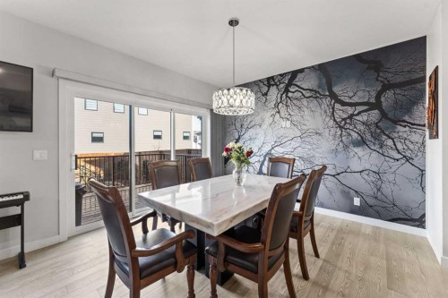804 Shawnee Terrace Sw, Calgary, AB - Indoor Photo Showing Dining Room