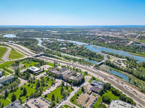 303-410 1 Avenue Ne, Calgary, AB - Outdoor With View