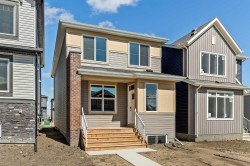 834 Livingston View NE Calgary, AB T3P 2K7