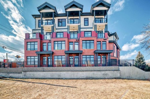115-1702 17 Avenue Sw, Calgary, AB - Outdoor With Facade